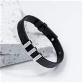 Thumbnail 3 - Personalised Men's Soho Tag Black Leather Bracelet