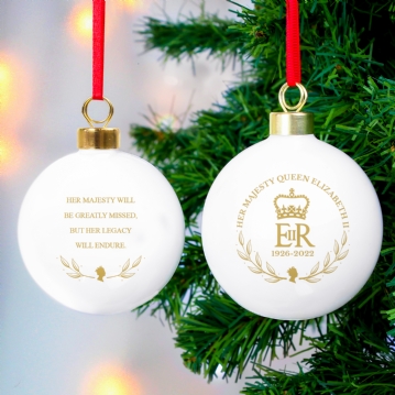 Personalised Queen's Commemorative Wreath Christmas Bauble